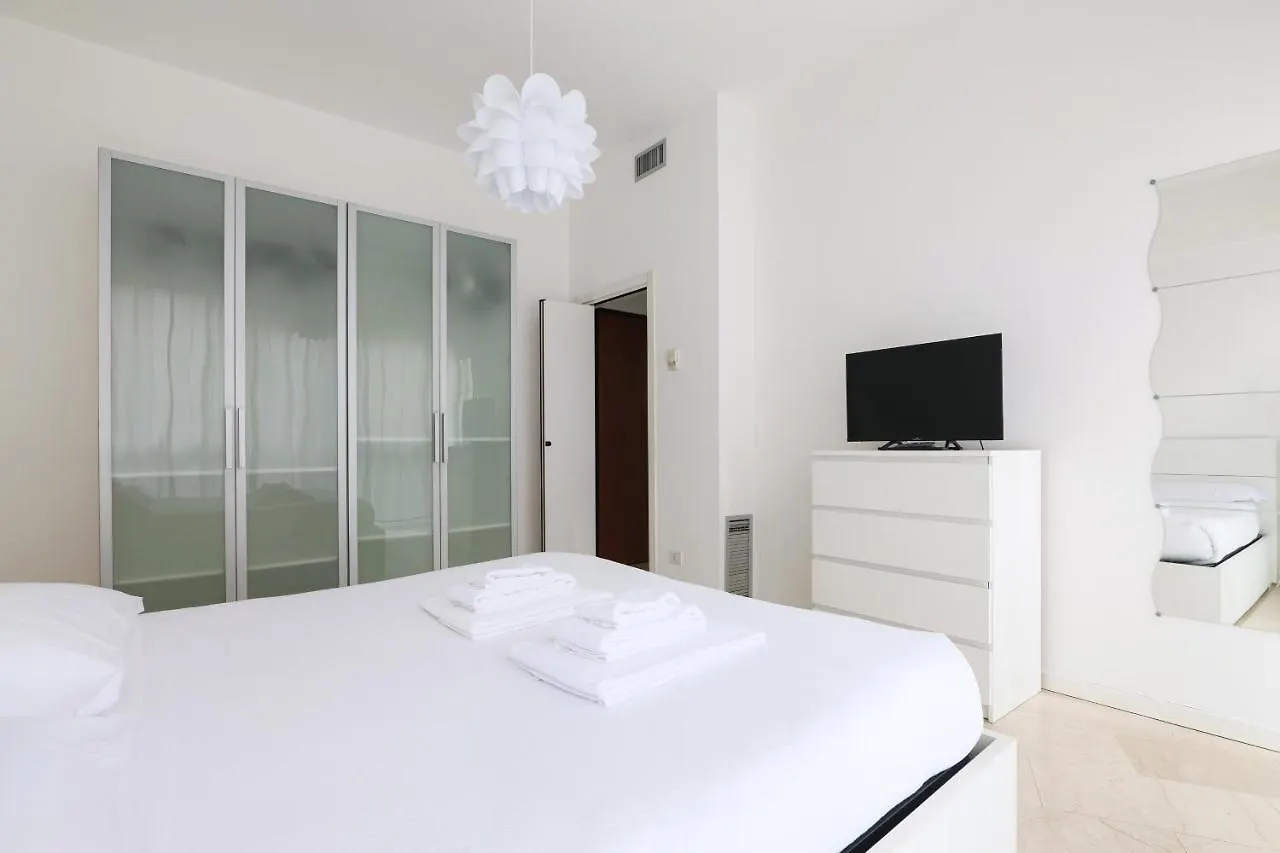 PRESTIGE BOUTIQUE HOMES - Duomo 1 Milán Apartamento