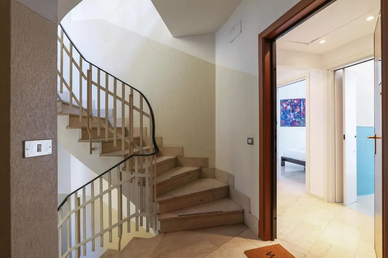 PRESTIGE BOUTIQUE HOMES - Duomo 1 Milán Apartamento