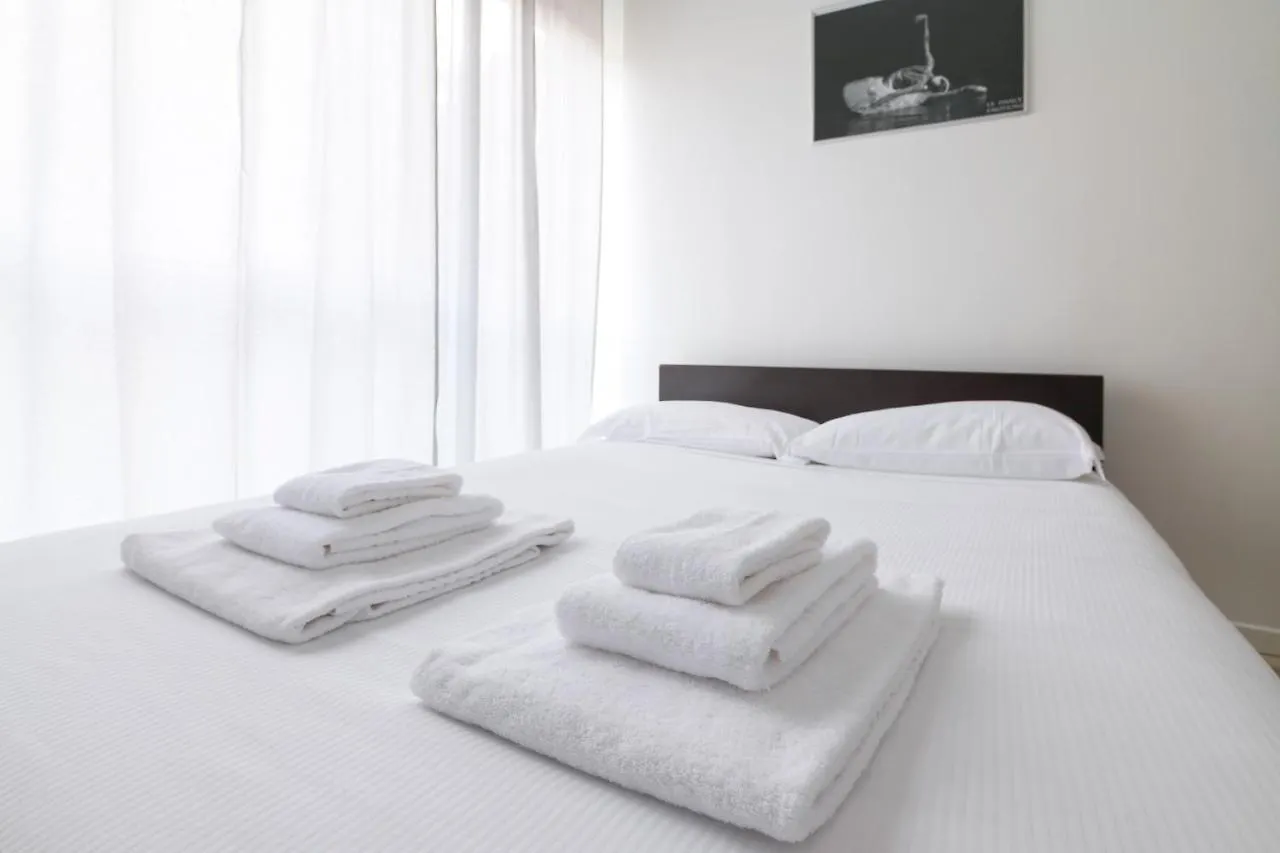 Апартаменты Prestige Boutique Homes - Duomo 1 Милан