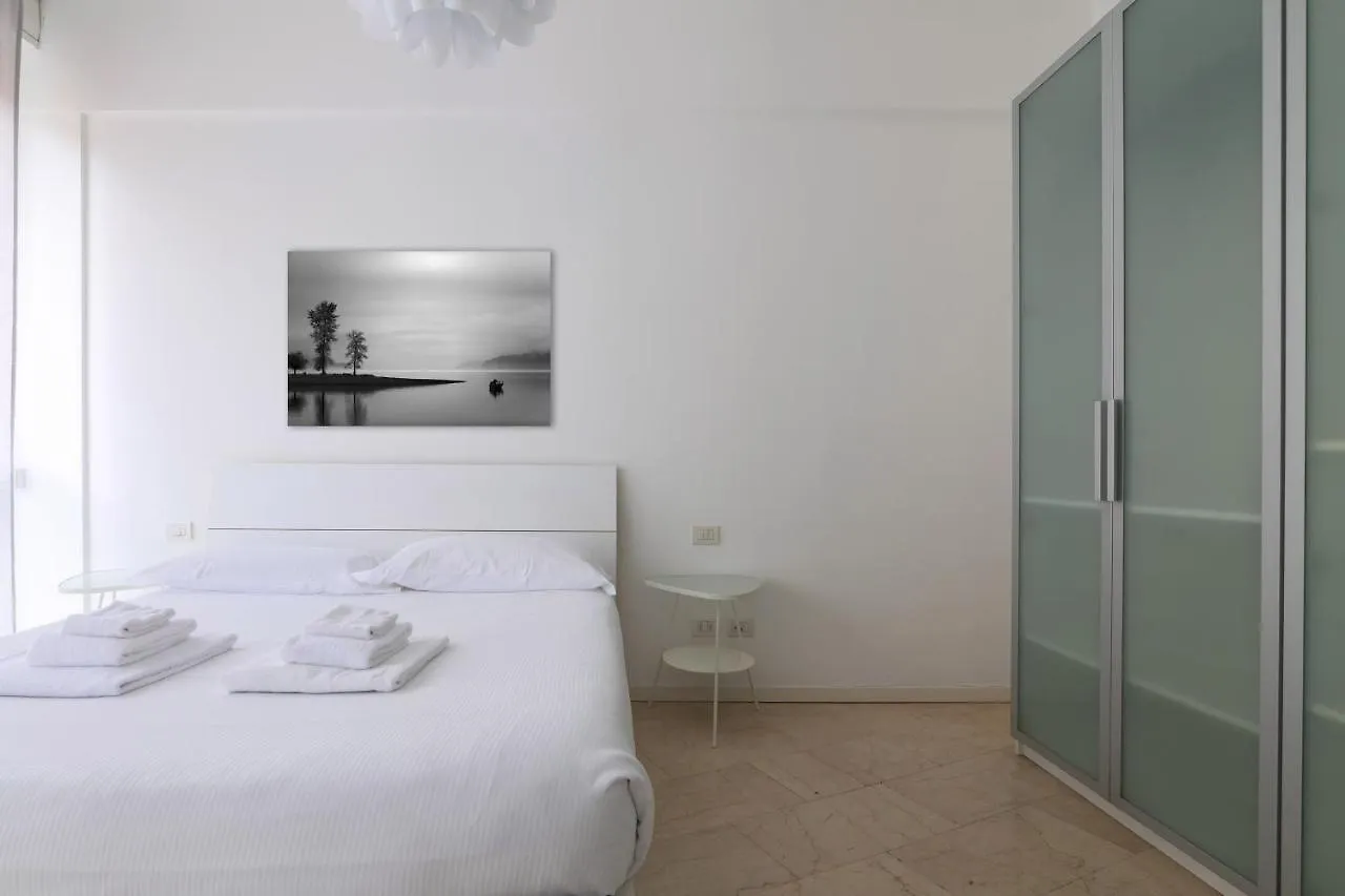 Апартаменты Prestige Boutique Homes - Duomo 1 Милан