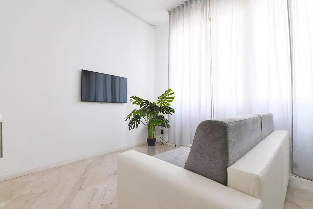 Prestige Boutique Homes - Duomo 1 Милан
