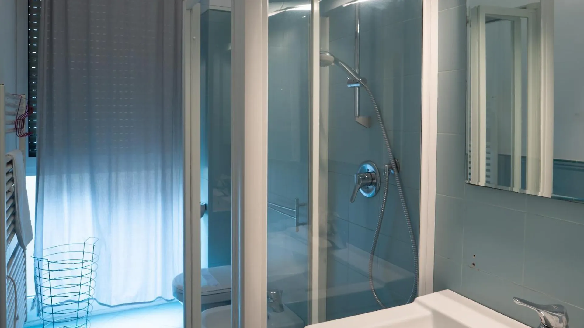 Prestige Boutique Homes - Duomo 1 Милан Апартаменты